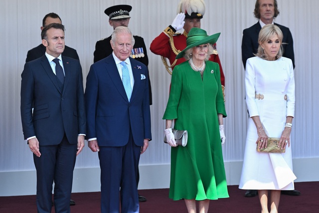 Tổng thống Pháp lần đầu thăm cấp nhà nước tới Anh hậu Brexit Tổng thống Pháp lần đầu thăm cấp nhà nước tới Anh hậu Brexit