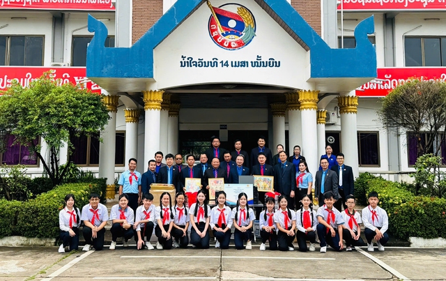 Bí thư T.Ư Đoàn Lào ấn tượng với cuộc cách mạng tinh gọn bộ máy của Việt Nam- Ảnh 2. Bí thư T.Ư Đoàn Lào ấn tượng với cuộc cách mạng tinh gọn bộ máy của Việt Nam- Ảnh 2.