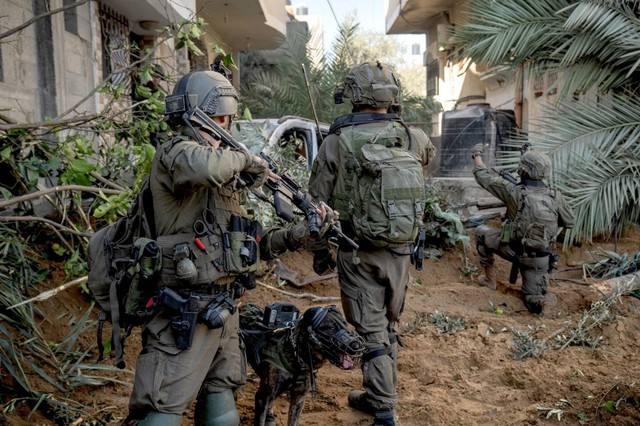 Trúng bom ven đường, 5 binh sĩ Israel thiệt mạng tại Gaza Trúng bom ven đường, 5 binh sĩ Israel thiệt mạng tại Gaza