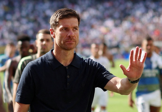 HLV Real Madrid đau đớn và xấu hổ, HLV Enrique sung sướng ngất ngây ‘PSG sẵn sàng vô địch’