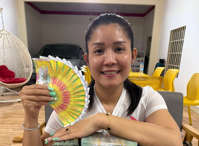Đại lý Tây Ninh đổi 24 vé trúng số: Chàng trai Khmer trúng độc đắc đổi đời - Ảnh 2.