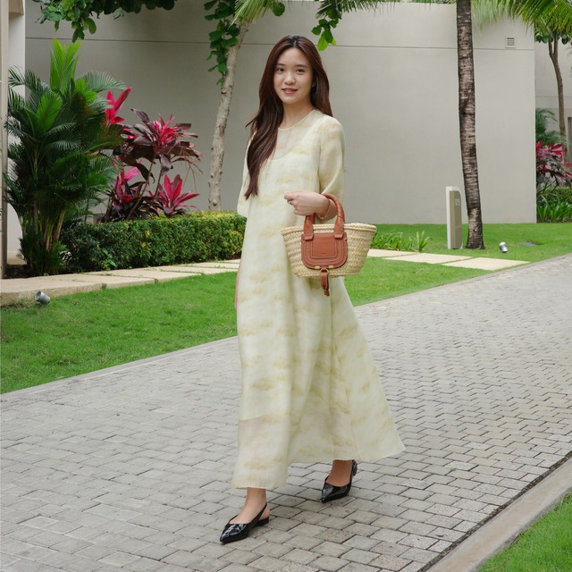 Màu vàng bơ vừa sáng da vừa sang trọng, ai mặc cũng đẹp cũng thơ- Ảnh 6. Màu vàng bơ vừa sáng da vừa sang trọng, ai mặc cũng đẹp cũng thơ- Ảnh 6.