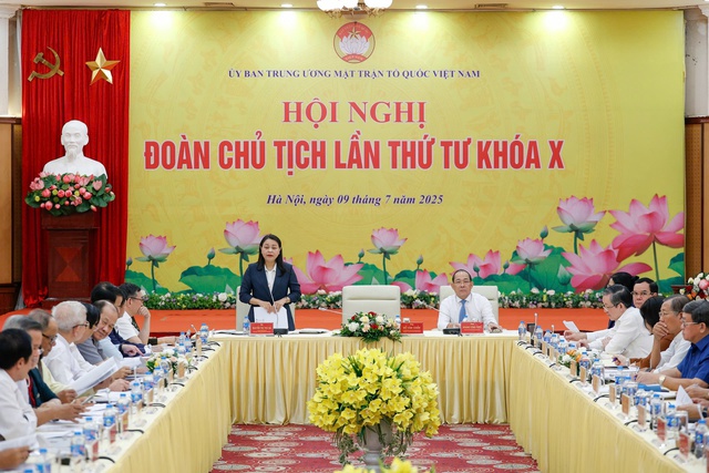Chủ tịch MTTQ cấp xã có thể làm ủy viên Ủy ban T.Ư MTTQ Việt Nam- Ảnh 2. Chủ tịch MTTQ cấp xã có thể làm ủy viên Ủy ban T.Ư MTTQ Việt Nam- Ảnh 2.