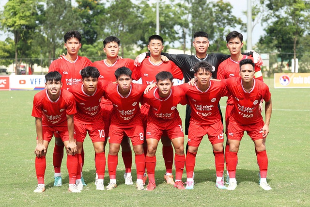 Mưa bàn thắng tại vòng loại giải U.21, lộ diện các đội lọt vào vòng chung kết- Ảnh 2. Mưa bàn thắng tại vòng loại giải U.21, lộ diện các đội lọt vào vòng chung kết- Ảnh 2.
