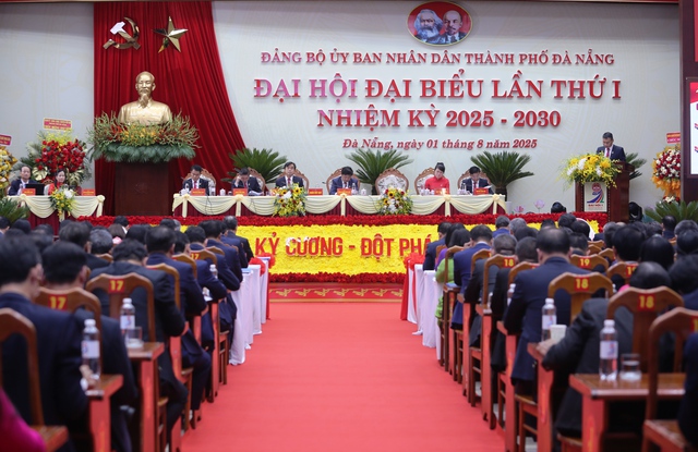 Bí thư Thành ủy Đà Nẵng: ‘Lãnh đạo phải là người quyết đoán trước các khó khăn’ - Ảnh 2.