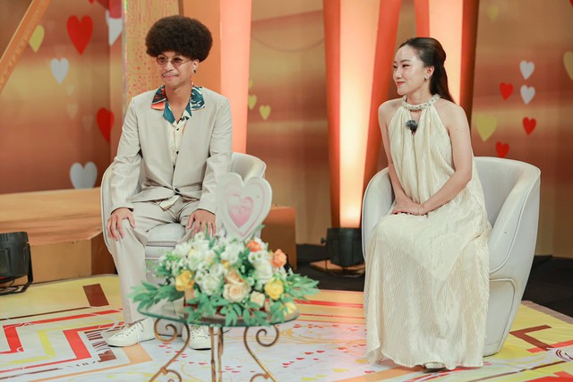 Mẹ đơn th&acirc;n xinh đẹp khiến trai t&acirc;n 'xi&ecirc;u l&ograve;ng' d&ugrave; trước kh&ocirc;ng c&oacute; &yacute; định  - Ảnh 1.