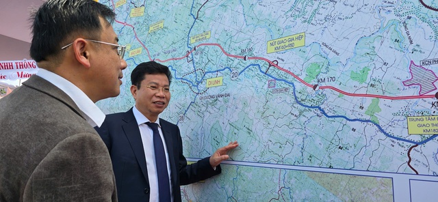 Sau lễ khởi công, dự án cao tốc Bảo Lộc - Liên Khương vẫn chưa thi công- Ảnh 1. Sau lễ khởi công, dự án cao tốc Bảo Lộc - Liên Khương vẫn chưa thi công- Ảnh 1.