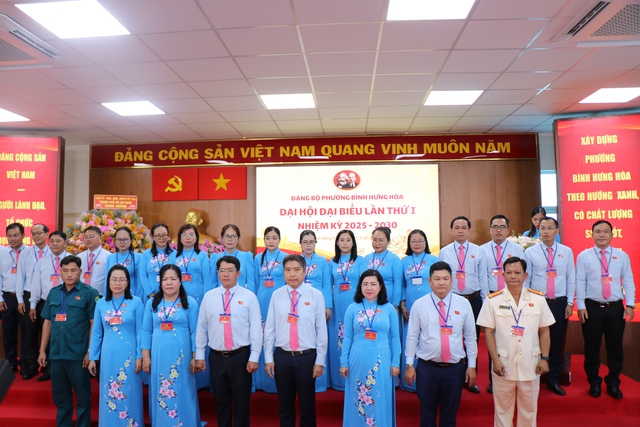 Ông Nguyễn Thanh Nghị: Cần đẩy nhanh di dời nghĩa trang Bình Hưng Hòa - Ảnh 1.