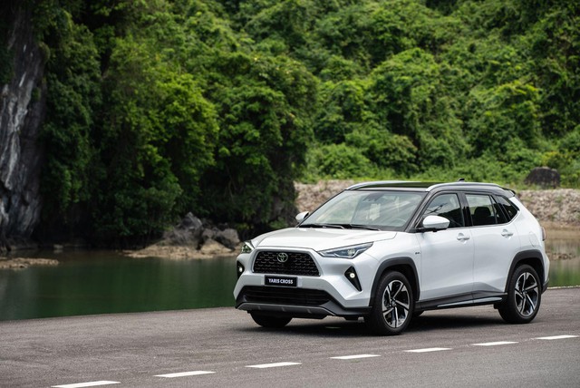 Toyota trở thành hãng xe 'ngoại' bán chạy nhất Việt Nam nửa đầu năm 2025 - Ảnh 1.