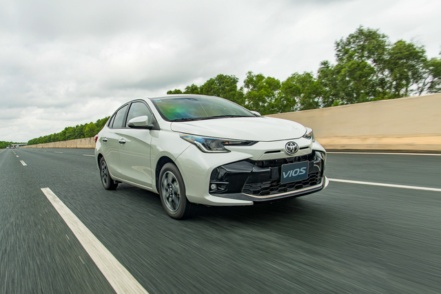 Toyota trở thành hãng xe 'ngoại' bán chạy nhất Việt Nam nửa đầu năm 2025 - Ảnh 2.