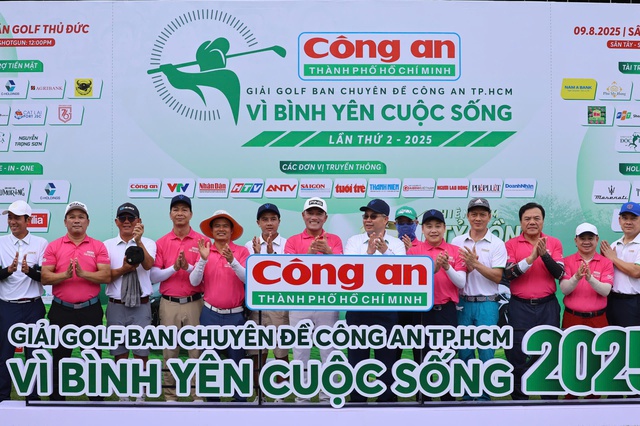 Tranh tài hấp dẫn tại giải golf 'Vì bình yên cuộc sống' năm 2025- Ảnh 1.