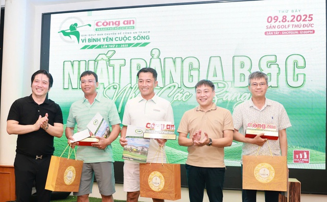 Tranh tài hấp dẫn tại giải golf 'Vì bình yên cuộc sống' năm 2025- Ảnh 6.