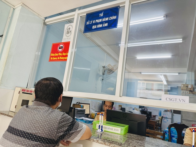 Xe cấp cứu chạy làn khẩn cấp trên cao tốc bị phạt nguội: CSGT nói gì? - Ảnh 3.