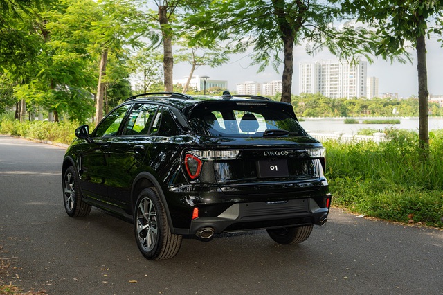 Xe Trung Quốc Lynk & Co 01 thêm bản ‘base’, đắt hơn Mazda CX-5 gần 200 triệu - Ảnh 3.