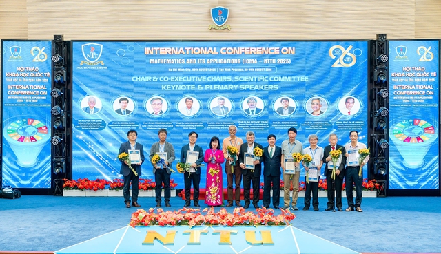 Phát huy vai trò của toán học và ứng dụng trong kỷ nguyên dữ liệu- Ảnh 1. Phát huy vai trò của toán học và ứng dụng trong kỷ nguyên dữ liệu- Ảnh 1.
