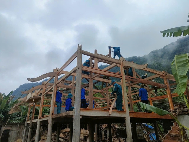 Cuộc họp khẩn với 31 Bí thư Đoàn xã- Ảnh 2.