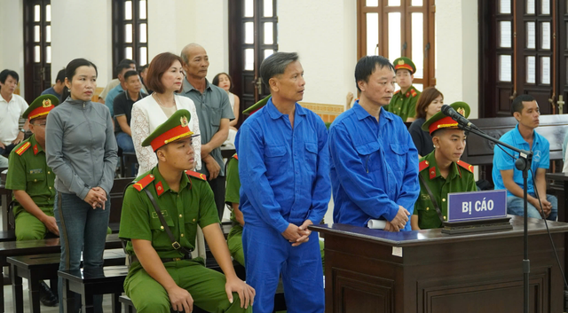 Lâm Đồng xử án Tú ác Trùm khai thác cát lậu với mức án tù nghiêm khắc - Ảnh 2.