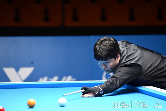 Billiards: Trần Quyết Chiến nước rút thần tốc, đánh bại 'vua thời gian' để vào bán kết- Ảnh 2.