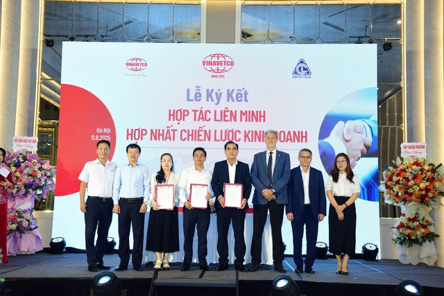 Vinavetco 'bắt tay' Mekovet thành lập Tập đoàn Dược thú y Việt Nam - Ảnh 1.