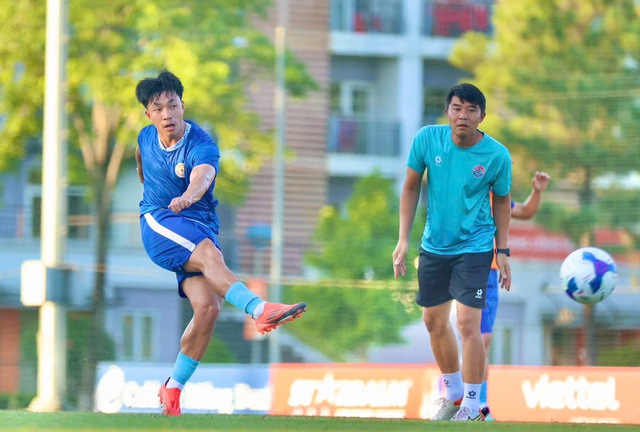 Thiếu tướng Lê Vân nói điều tâm huyết, HLV Thạch Bảo Khanh: 'PVF-CAND sẽ tạo bất ngờ ở V-League'- Ảnh 3.