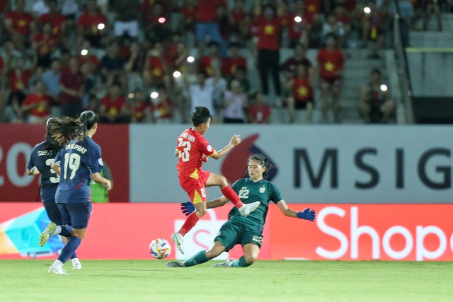 فيتنام 1-0 تايلاند، كأس آسيان للسيدات 2025: ثو ثاو تفتتح التسجيل - الصورة 1.