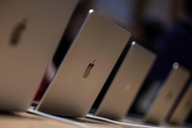 Tránh lãng phí tiền mua thiết bị Apple khi còn là sinh viên - Ảnh 2.