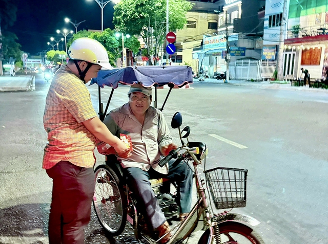 Đón sinh nhật bằng những món quà ý nghĩa cho người sống quanh ta - Ảnh 1. Đón sinh nhật bằng những món quà ý nghĩa cho người sống quanh ta - Ảnh 1.
