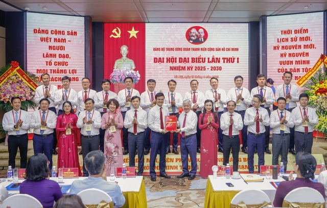 Ông Đỗ Văn Chiến: Mô hình mới cần tư duy mới, cách làm mới- Ảnh 4. Ông Đỗ Văn Chiến: Mô hình mới cần tư duy mới, cách làm mới- Ảnh 4.
