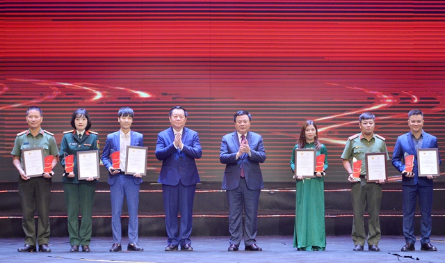 Báo Thanh Niên đoạt giải báo chí toàn quốc do Bộ Công an tổ chức- Ảnh 1.