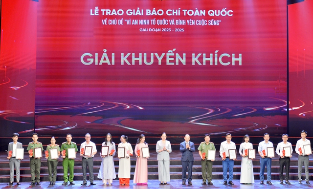 Báo Thanh Niên đoạt giải báo chí toàn quốc do Bộ Công an tổ chức- Ảnh 2.