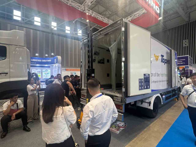 TP.HCM thiếu trung tâm triển lãm xứng tầm- Ảnh 2.