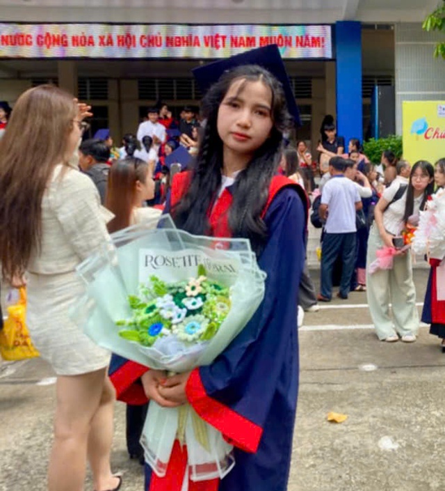 

Rơ Lan H Thì dự định sẽ tiếp tục học liên thông lên đại học  