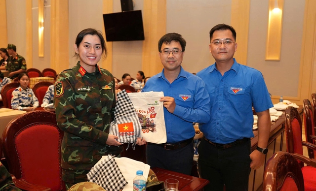 Đoàn Thanh niên Chính phủ thăm, động viên lực lượng diễu binh, diễu hành A80- Ảnh 3.