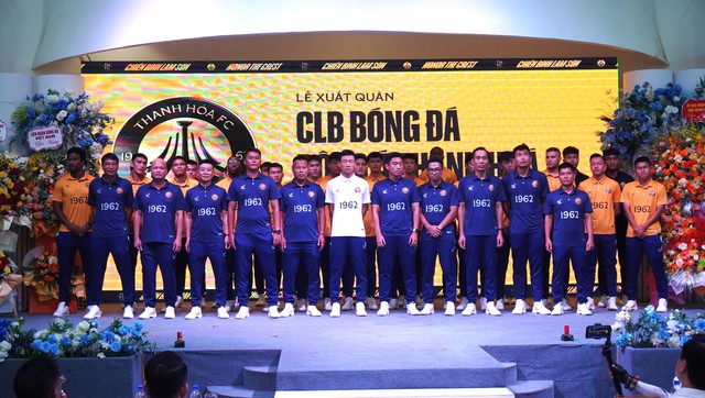 Bầu Đoan phát biểu cực hay, CLB Thanh Hóa ra mắt tân HLV ‘vừa lạ vừa quen’- Ảnh 2.