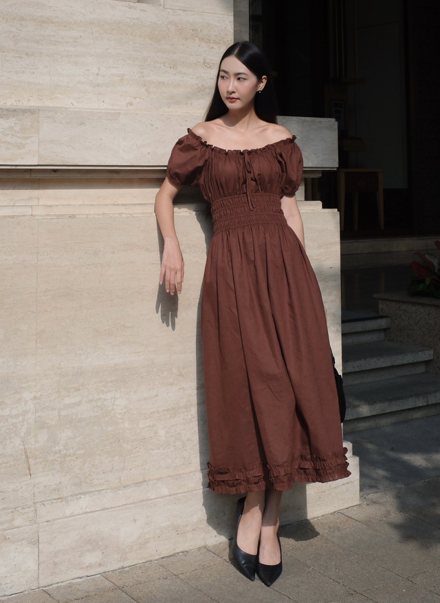 Xinh đẹp cả tuần với 5 gợi ý váy dáng dài mùa thu- Ảnh 8.