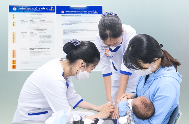 VNVC ra mắt vắc xin phòng não mô cầu cho trẻ từ 6 tuần tuổi - Ảnh 3.