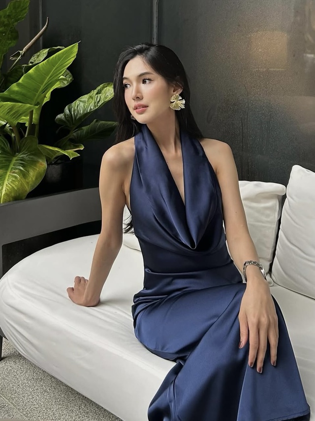 Tinh tế với váy lụa trơn màu hay váy lụa họa tiết kiêu sa? - Ảnh 7.