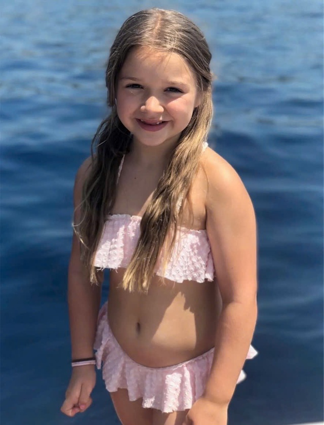 Sự ‘lột xác’ ngoạn mục của con gái David Beckham - Ảnh 2.