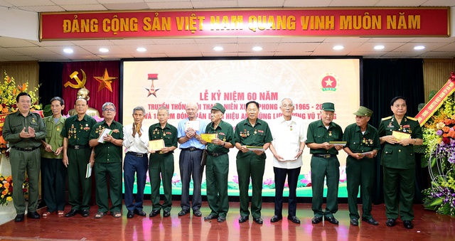 Tri ân Đội Thanh niên xung phong 'đặc biệt' có 111 liệt sĩ - Ảnh 5.