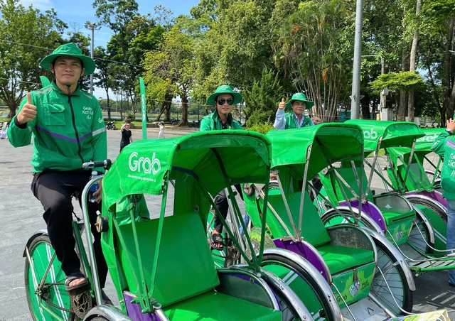 Xích lô Huế gia nhập Grab chấm dứt tình trạng 'hét giá" tùy tiện - Ảnh 2.