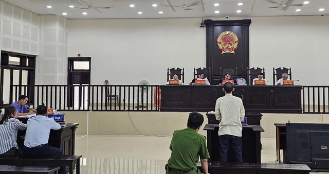 Luật sư giả dựng kịch xuất ngoại, lừa đảo 14,4 tỉ đồng để chơi tiền ảo- Ảnh 2.