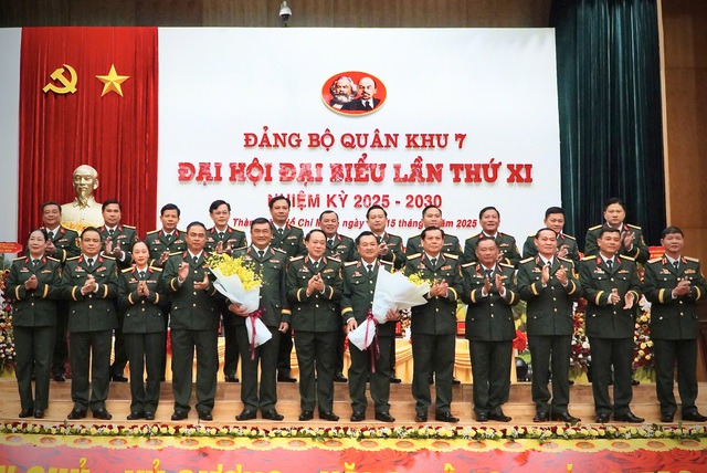 Thiếu tướng Trần Vinh Ngọc tiếp tục làm Bí thư Đảng ủy Quân khu 7- Ảnh 1.
