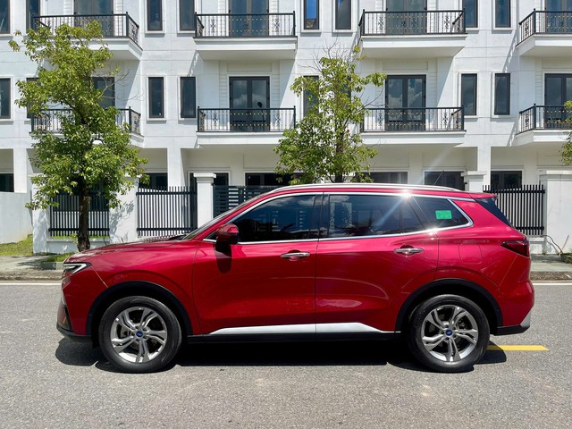 Ford Territory 2025 nâng cấp ít ỏi, xe cũ dưới 750 triệu hút khách - Ảnh 3.