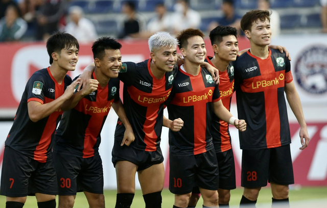 Lịch thi đấu V-League hôm nay: HAGL và Ninh Bình xuất trận, đối thủ được đôn thăng hạng gây sốc?- Ảnh 5.