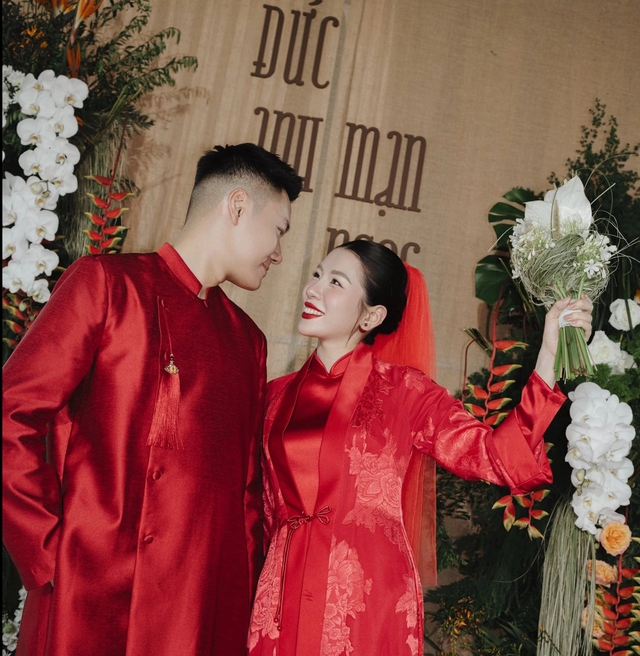 Độc lạ cặp đôi tổ chức đám cưới giữa đồng lúa, trang trí bằng đậu, ngô, khoai… - Ảnh 11.