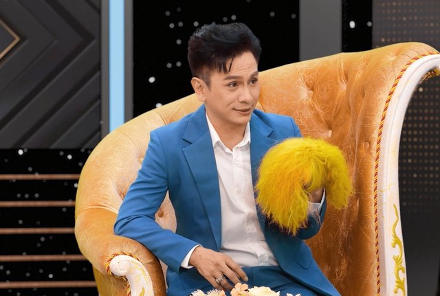 ‘Báu vật’ của nghệ sĩ Đình Toàn sau 25 năm vào showbiz - Ảnh 1.