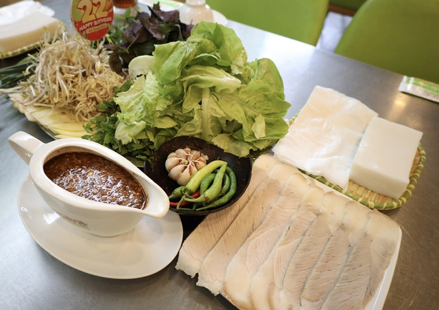 Thịt hai đầu da - món ăn đậm đà hơi thở Đà Nẵng - Ảnh 2.