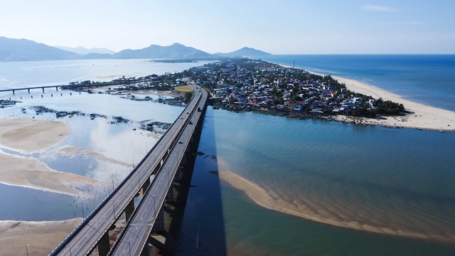 Khám phá văn hóa làng An Cư: Nét đẹp yên bình bên vịnh Lăng Cô - Ảnh 2.