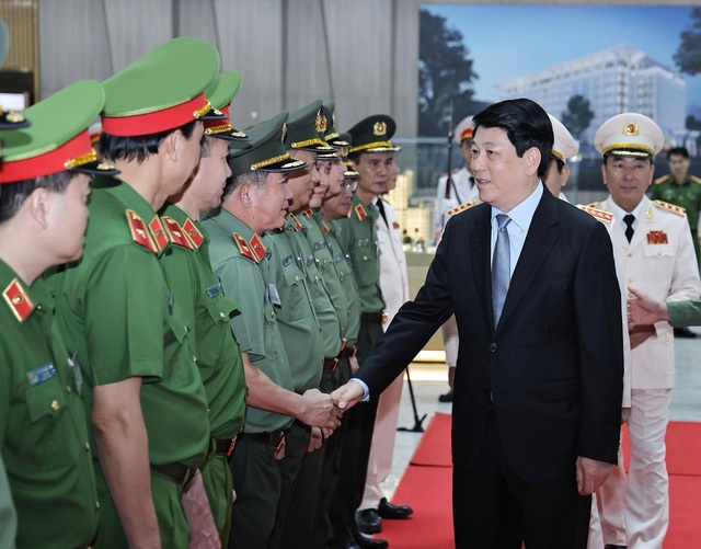80 năm Công an nhân dân Việt Nam cùng toàn dân ... - Ảnh 2.