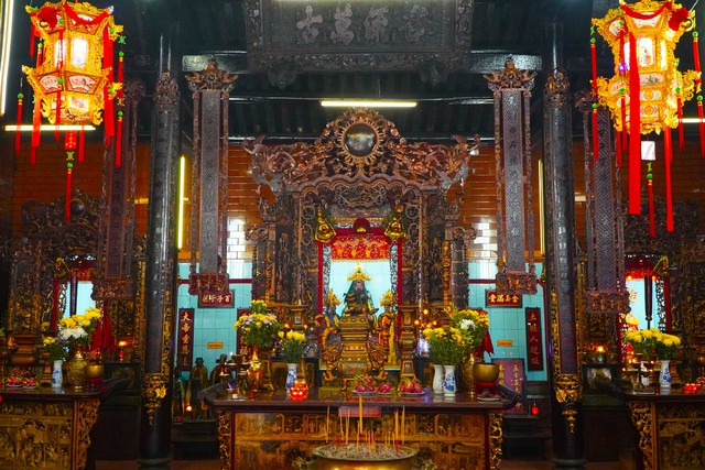 Độc đáo ngôi chùa cổ gần 130 năm tuổi ở bến Ninh Kiều- Ảnh 5. Độc đáo ngôi chùa cổ gần 130 năm tuổi ở bến Ninh Kiều- Ảnh 5.